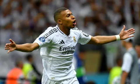 Kylian Mbappé Shines in Debut: Leads Real Madrid to UEFA Super Cup Victory Over Atalanta